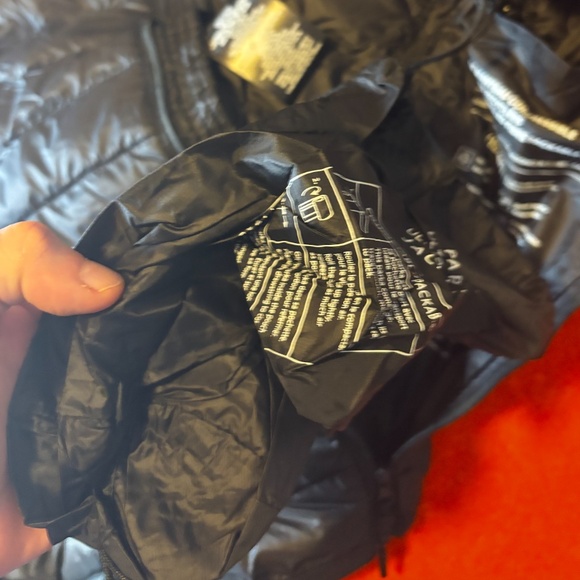Black responsible down packable hooded puffer jacket NWT - Picture 10 of 13